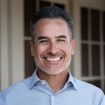 Portrait of Jose Villarreal, Associate Broker